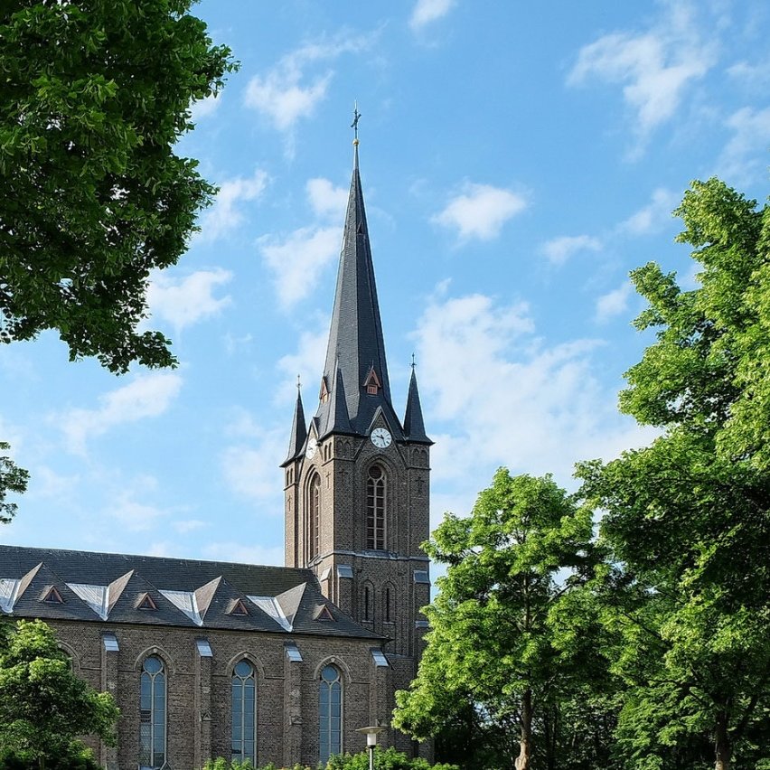 St. Dionysius (c) Heinz Wollert