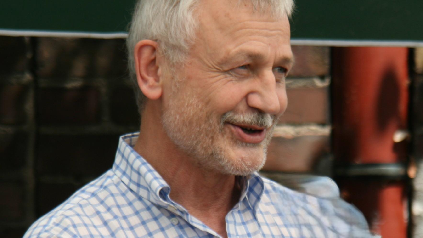 Foto Pfarrer Franz Decker