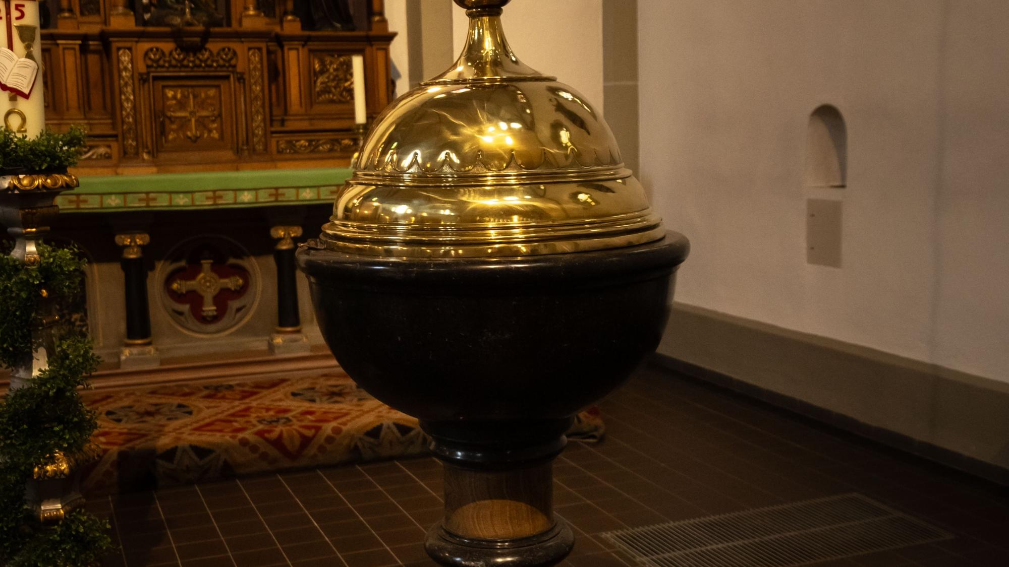 St. Katharina Taufbecken