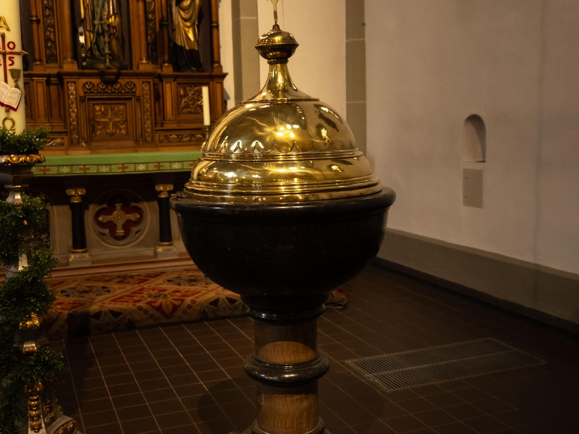 St. Katharina Taufbecken