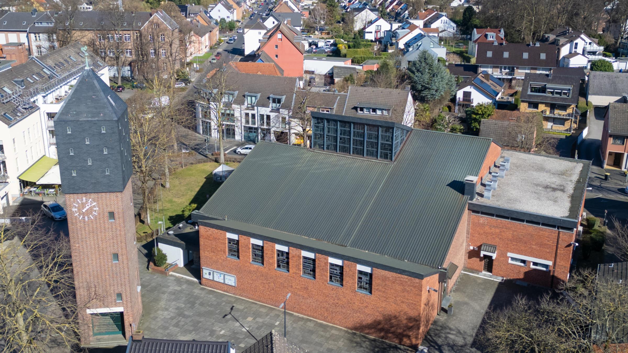 Kirche St. Marä Geburt Efferen_1