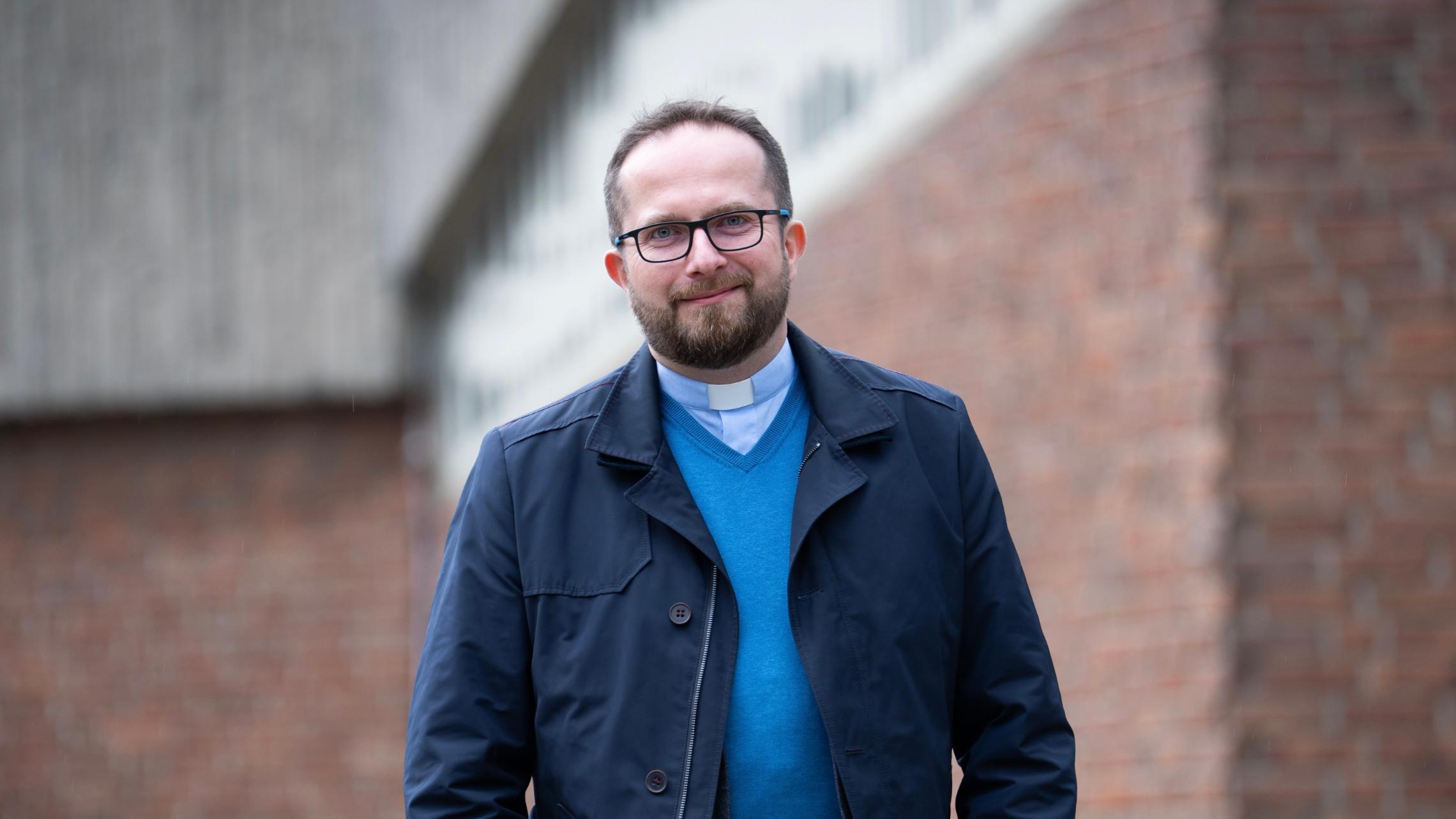 Krzystof Zasanski 2 Pfarrer Krzystof Zasansk
