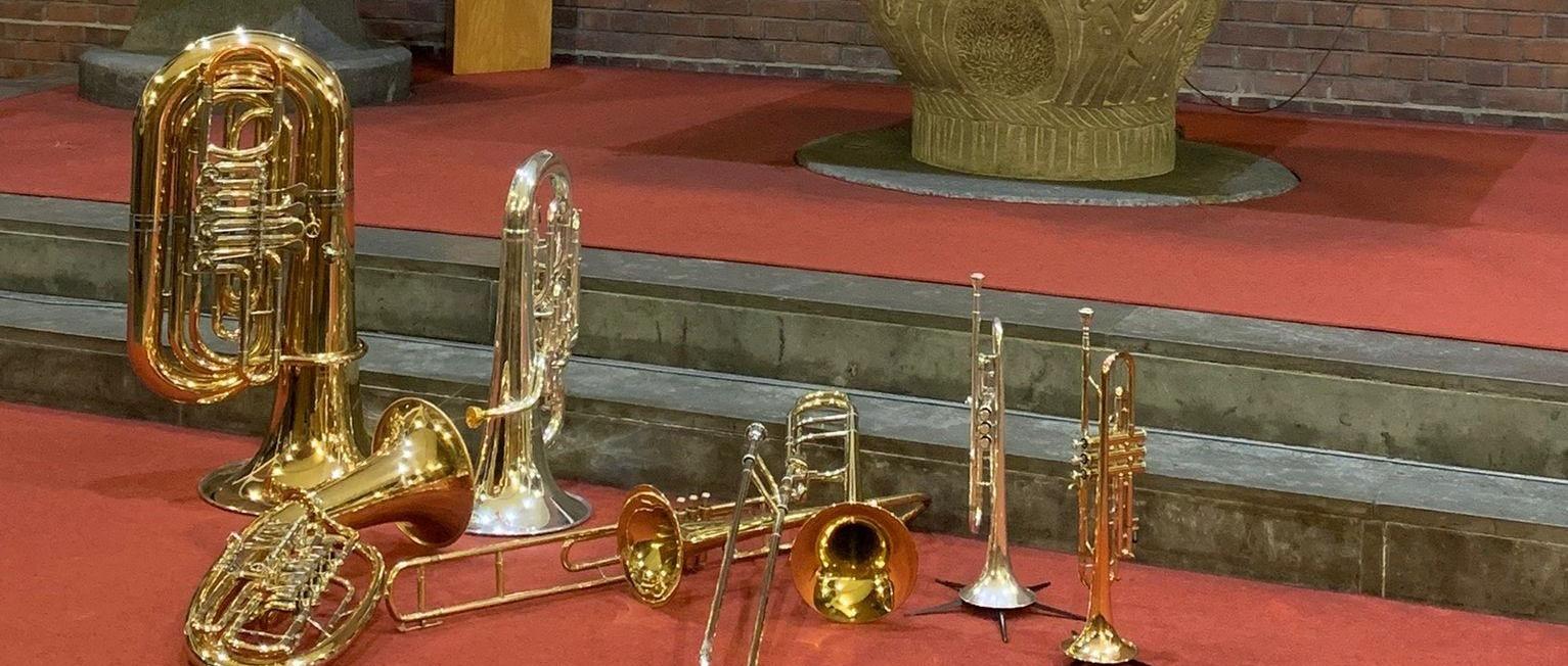 Blasinstrumente-Laudate