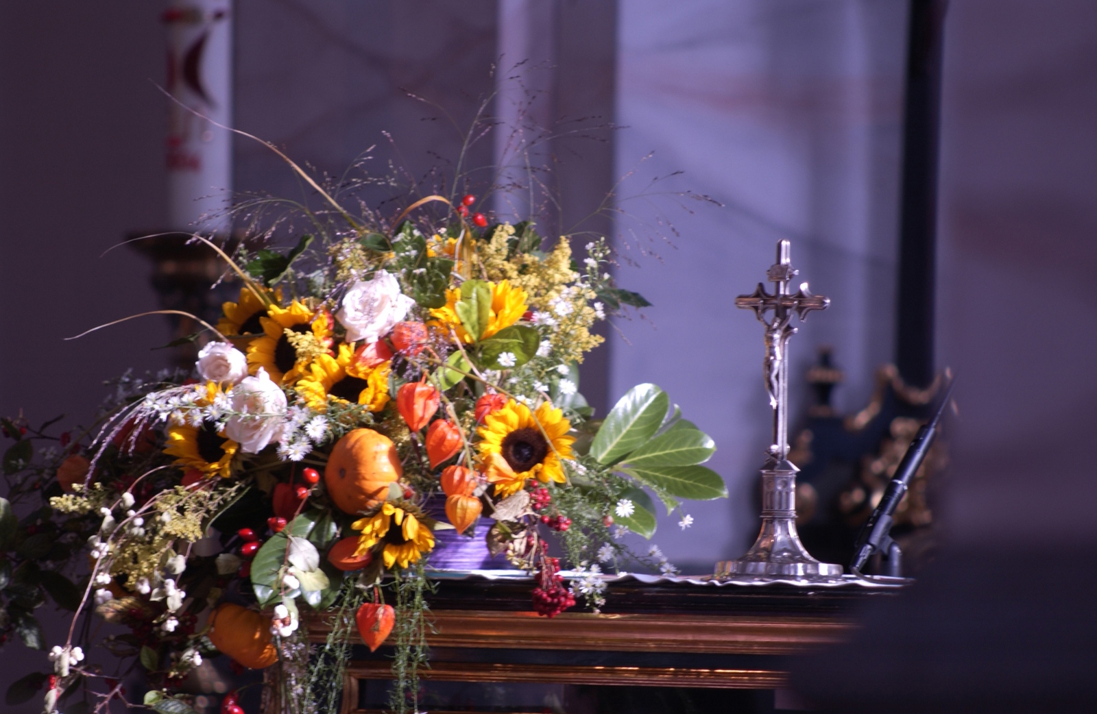 Foto:   3.10.2004

Blumen zu Erntedank
